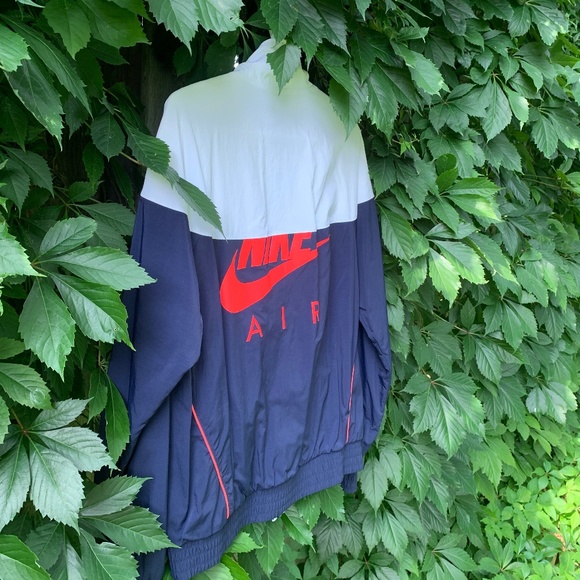 Jordan X Nike Air Windbreaker - Picture 5 of 8